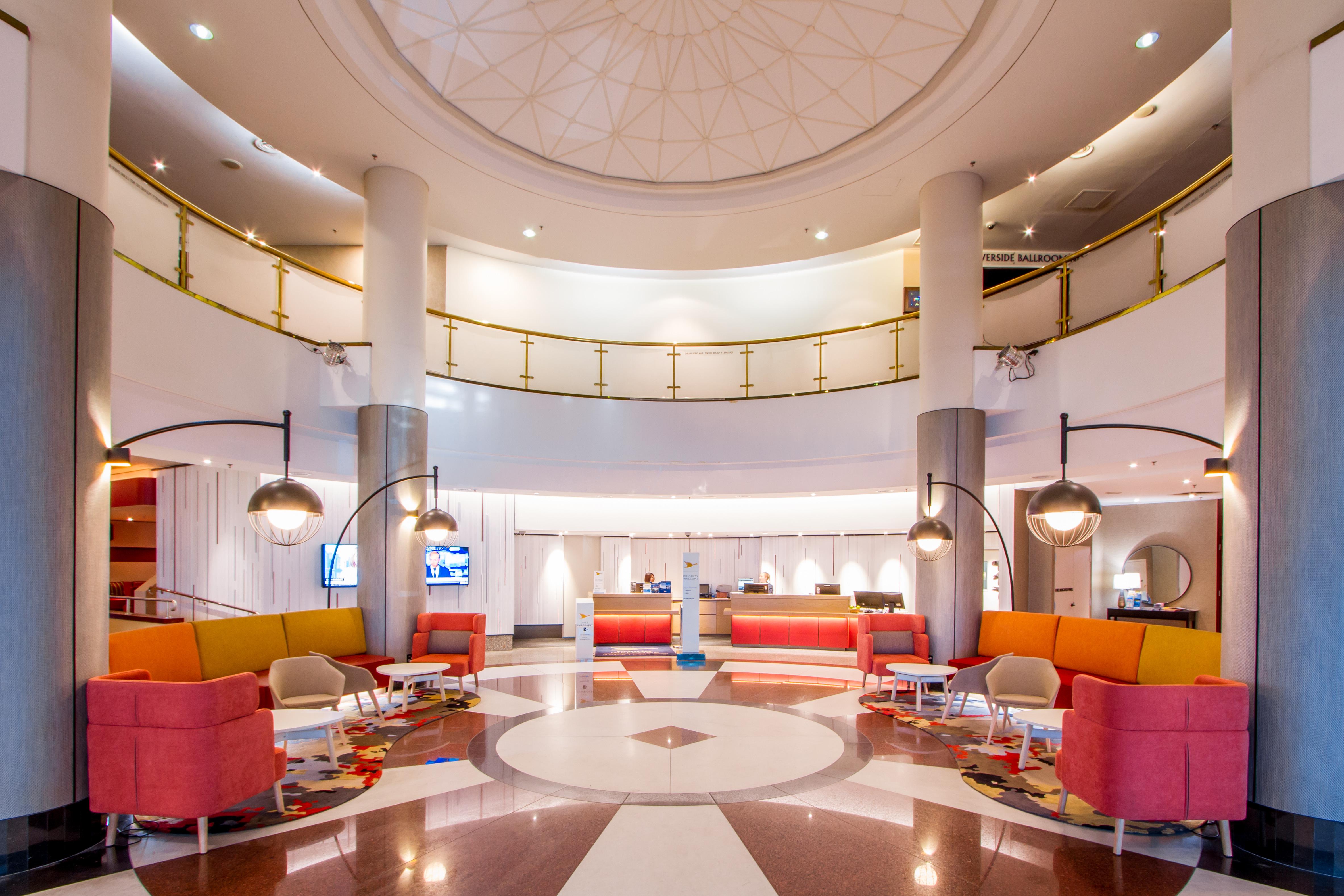 Novotel Perth Langley Екстер'єр фото