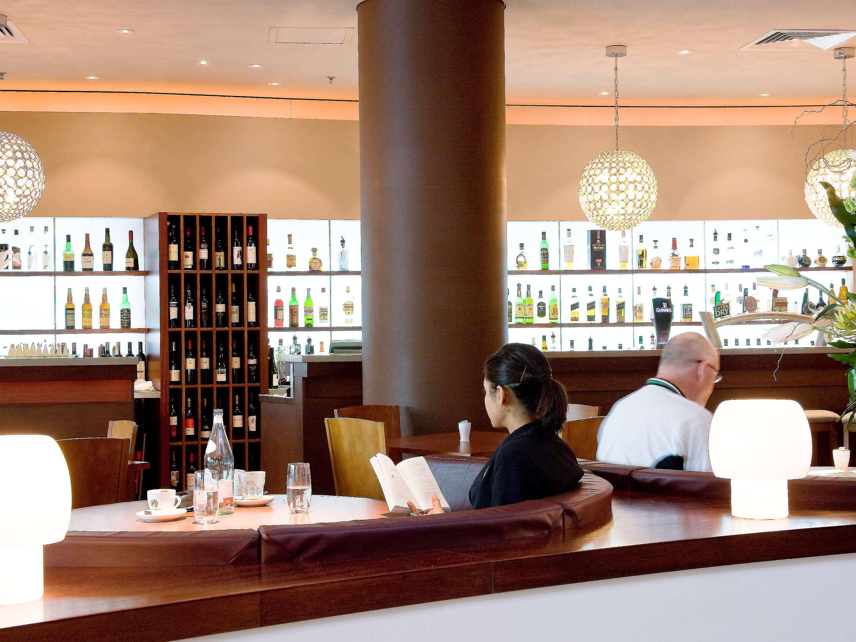 Novotel Perth Langley Екстер'єр фото
