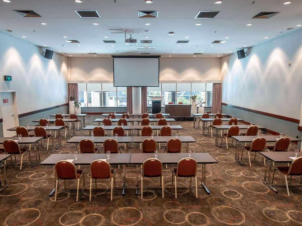 Novotel Perth Langley Зручності фото