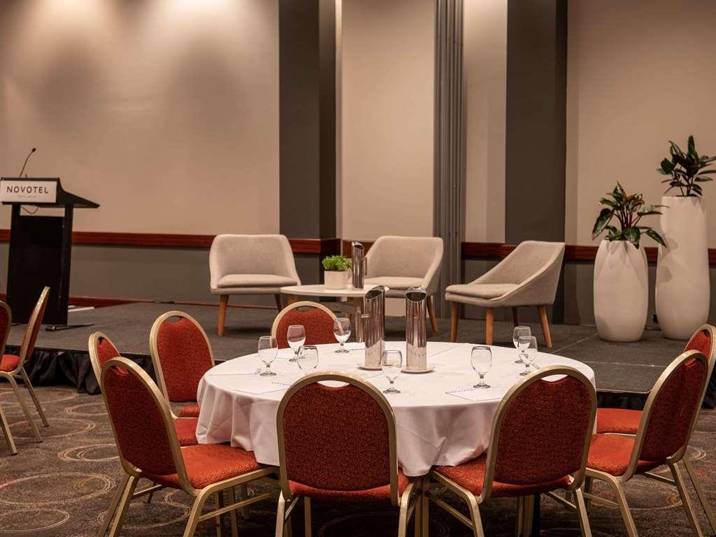 Novotel Perth Langley Зручності фото